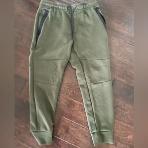 American Eagle Green Sweatpants
